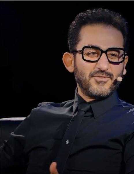 أحمد حلمي: لا أحد يتدخل في اختياراتي الفنية.. وأبنائي لا يشاهدون أعمالي