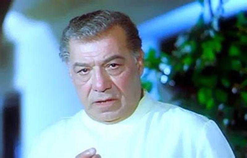 فريد شوقي بيخاف من الصرصار.. أشهر ماكير فني يكشف أسرارًا في حياة الفنانين