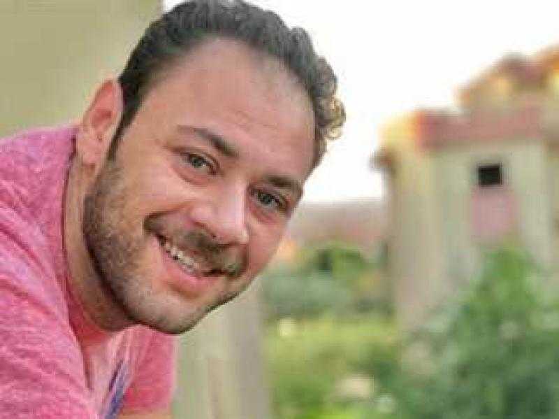 محمد علي رزق يُروج لشخصيته بـ «العودة»
