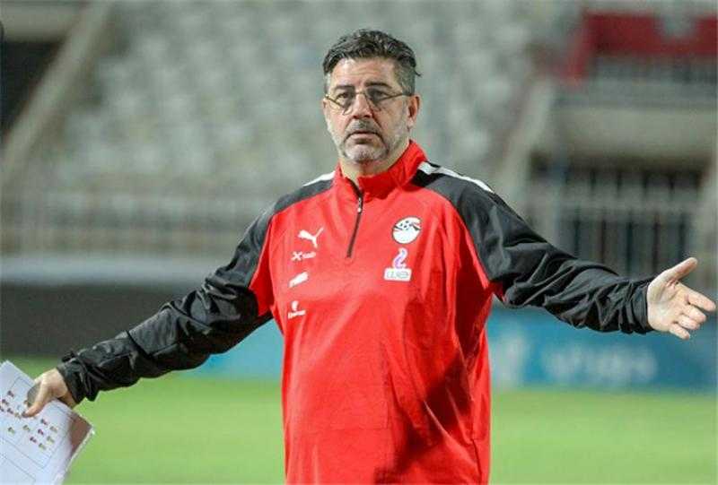 فيتوريا يشيد بلاعبيه بعد صدارة المجموعة الأولى بتصفيات كأس العالم 2026