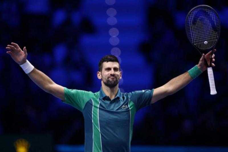 ديوكوفيتش يتوج بالبطولة الختامية للتنس على حساب سينر
