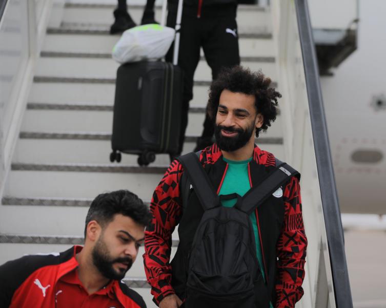 خط أحمر