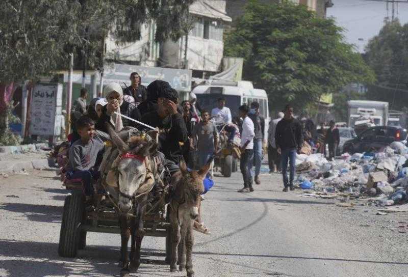 الأونروا: مليون نازح بغزة يقطنون في 156 مركزا