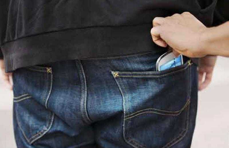 حبس عاطل متهم بسرقة الهواتف المحمولة من المواطنين في منطقة الجمالية