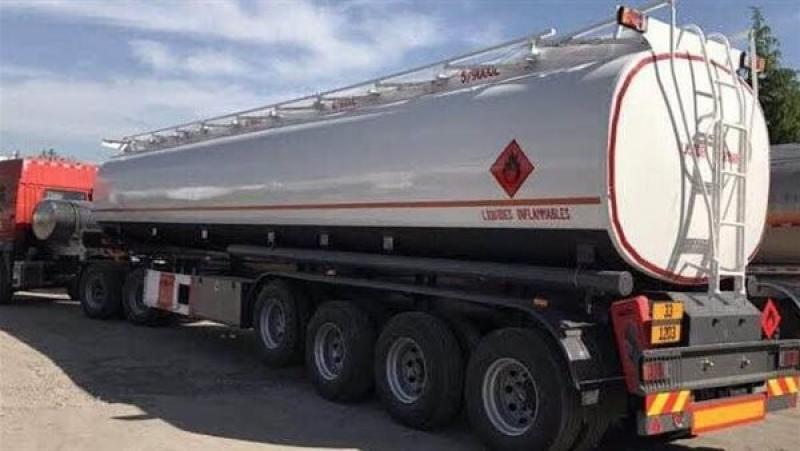 دخول 7 شاحنات وقود إلى قطاع غزة حتى الآن