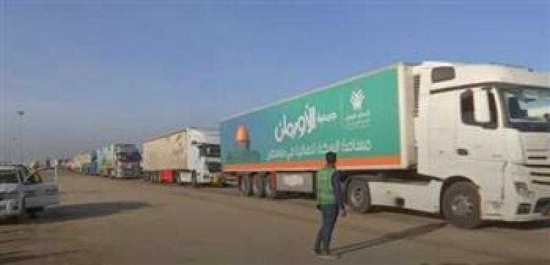 في اليوم الثاني من الهدنة.. استمرار دخول المساعدات إلى قطاع غزة