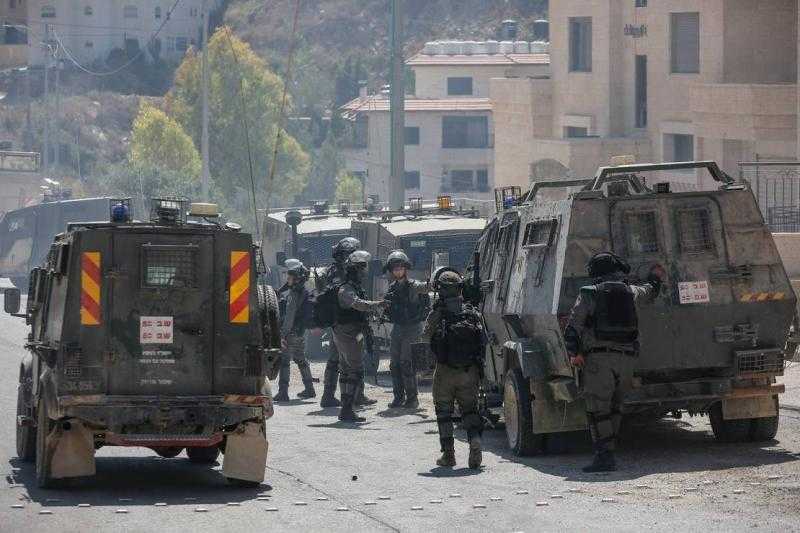 جيش الاحتلال يدفع بتعزيزات إضافية من قواته لمدينة جنين