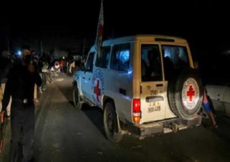 الجيش الإسرائيلي: المحتجزون المطلق سراحهم عادوا إلى إسرائيل