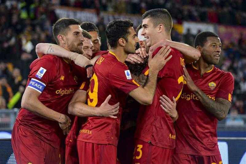 روما يهزم أودينيزي بثلاثية في الدوري الإيطالي