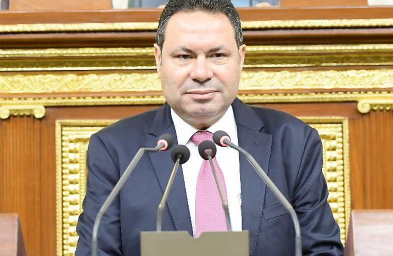 خط أحمر