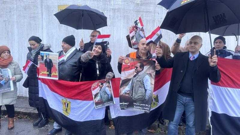 المصريون بالأردن يبدأون التصويت في انتخابات الرئاسة 2024 لليوم الثاني على التوالي بمقر السفارة بعمان