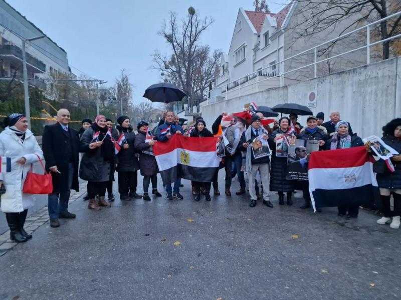 غرفة عمليات التنسيقية: انتظام التصويت في اليوم الأول بالانتخابات الرئاسية للمصريين بالخارج