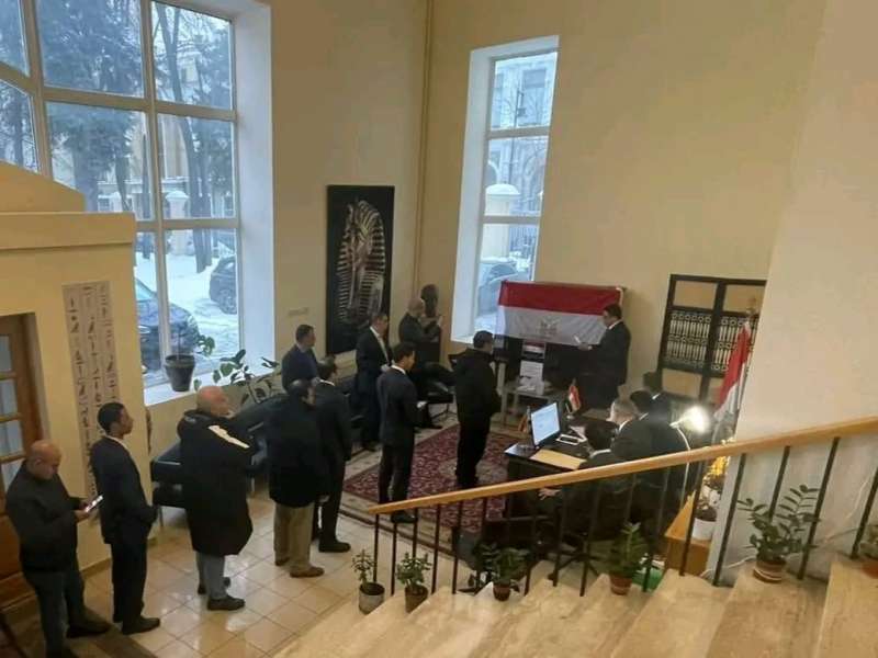 خط أحمر