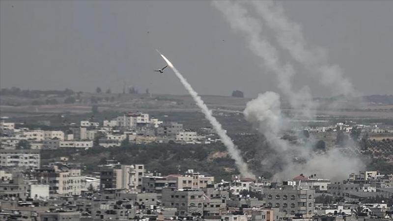 إعلام فلسطيني: صفارات الإنذار تدوي في غلاف غزة وجنوب عسقلان