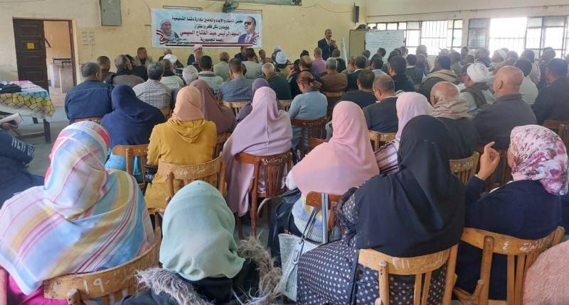 اجتماع لمجلس الأمناء بمدارس دشنا بقنا استعدادا للانتخابات الرئاسية