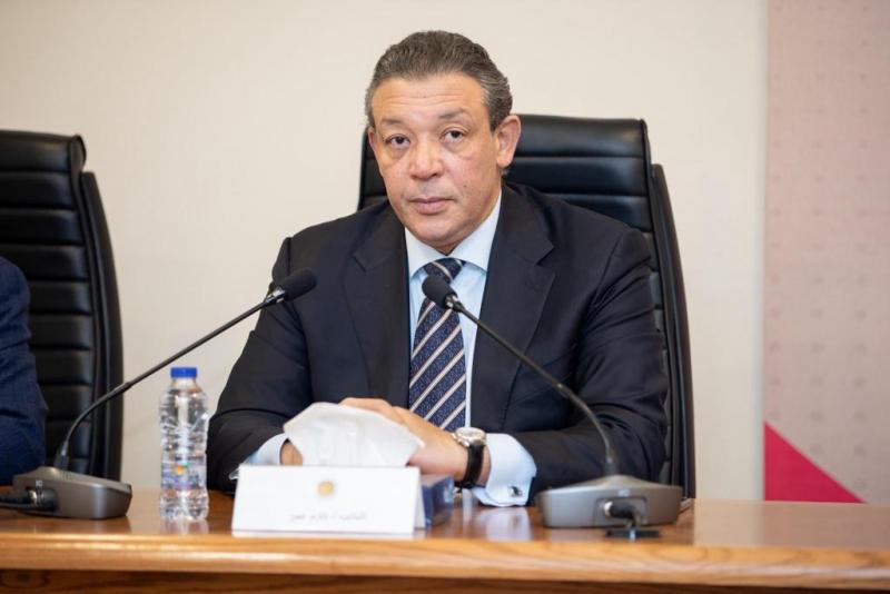 خط أحمر