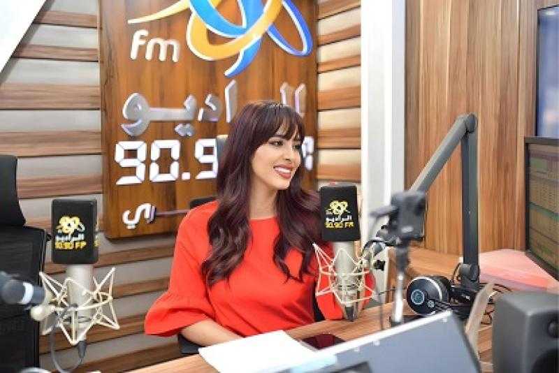 رنا سماحة تعلن رحيلها عن راديو 9090