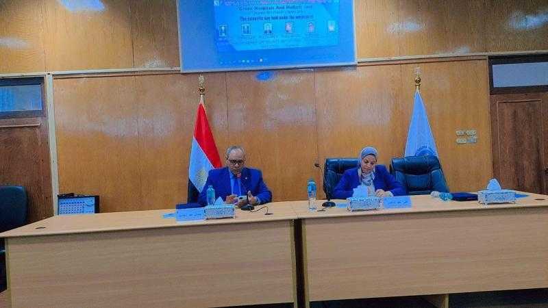 جامعة سوهاج تشارك في فعاليات اليوم العلمي لكلية التمريض بجامعة جنوب الوادي