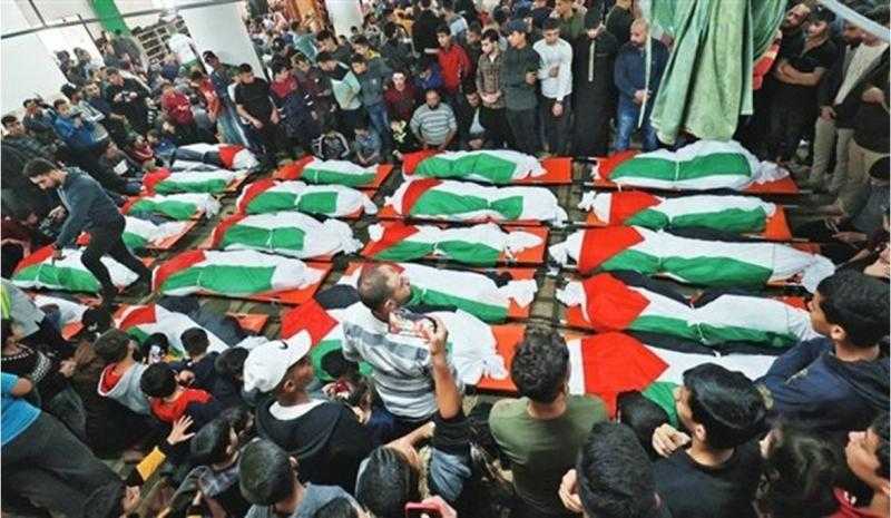 استشهاد وإصابة عشرات الفلسطينيين جراء القصف الإسرائيلي المُستمر على قطاع غزة