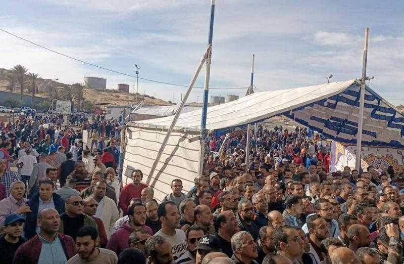 لجان قرى ”حياة كريمة” تشهد إقبالا من الناخبين في قنا
