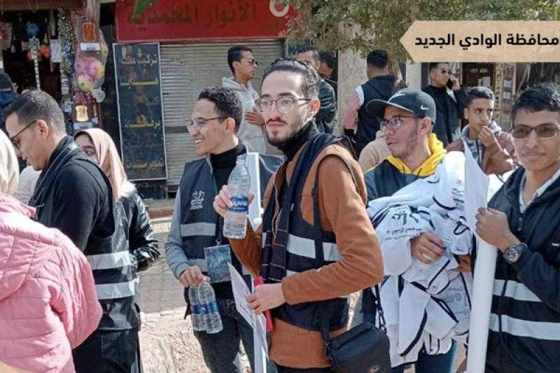 الوادي الجديد.. حشود كبيرة على لجان ناصر الثورة من المرأة والشباب للإدلاء بأصواتهم فى الانتخابات الرئاسية