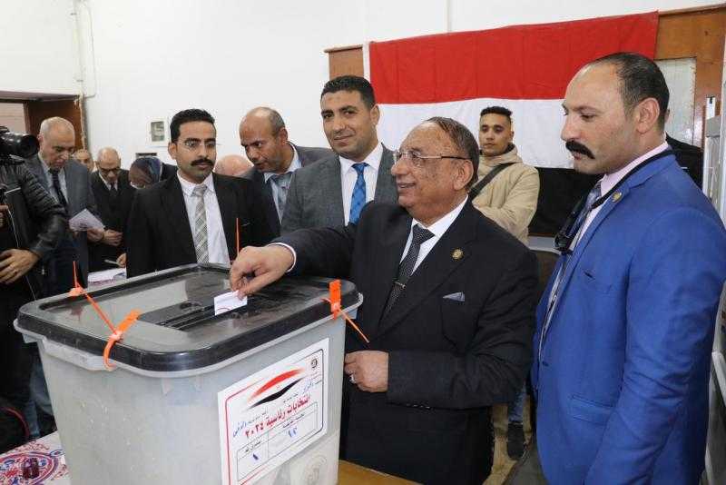 رئيس قضايا الدولة: حزب الكنبة لم يعد موجودا.. وإقبال المدن والريف متساو