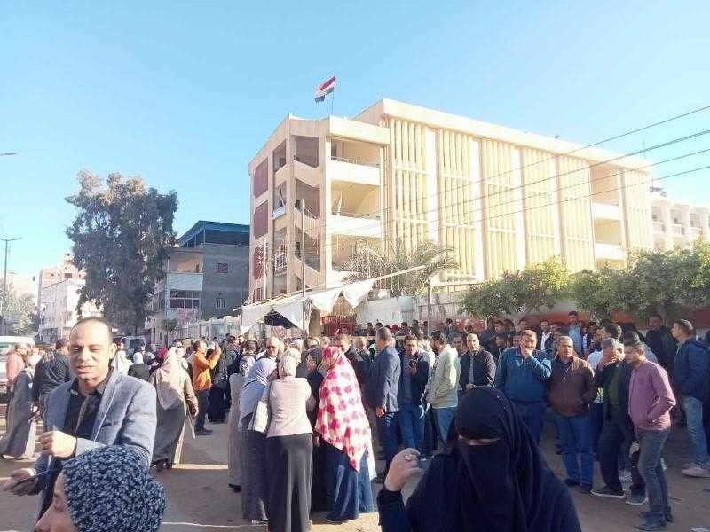 ائتلاف نزاهة يشيد بالتأمين في محيط اللجان الانتخابية ويؤكد عدم رصد أي مشاحنات رغم كثافة المشاركة