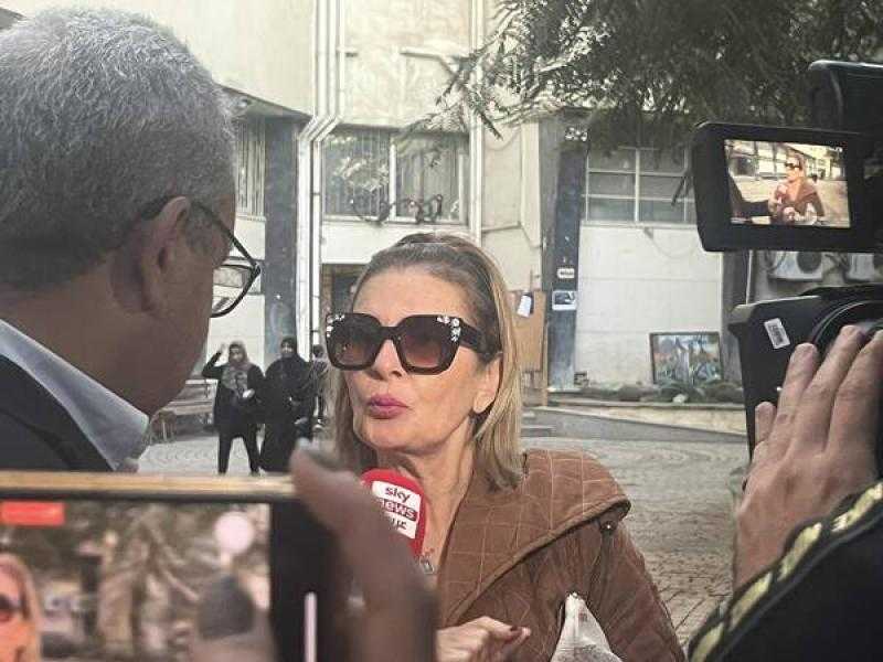 يسرا تدلي بصوتها في انتخابات الرئاسة: زمان كنت بتكاسل ولكن الآن أيقنت أنه يجب على النزول
