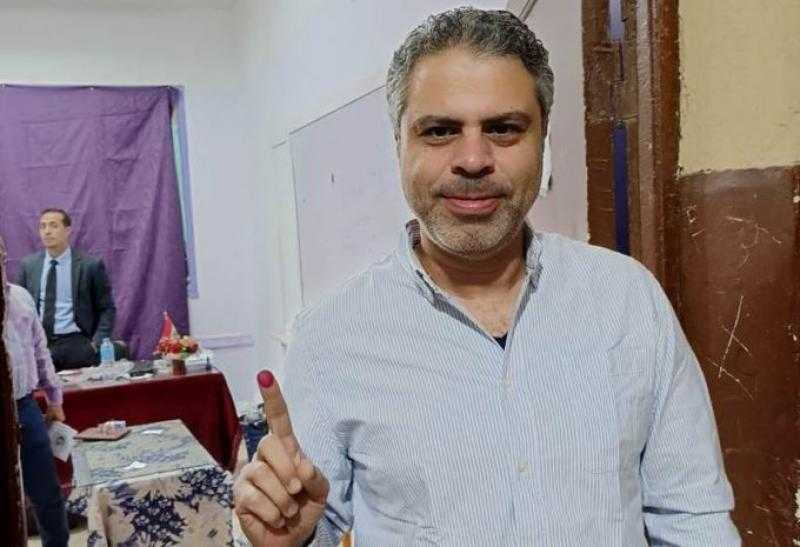 مدرب الزمالك يدلي بصوته في الانتخابات الرئاسية