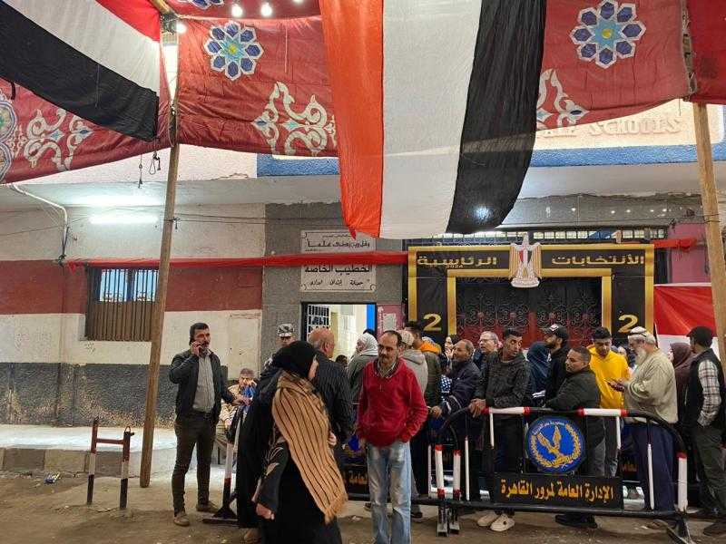 مراسل «إكسترا نيوز»: إقبال غير مسبوق على التصويت في لجان الوافدين بالقاهرة