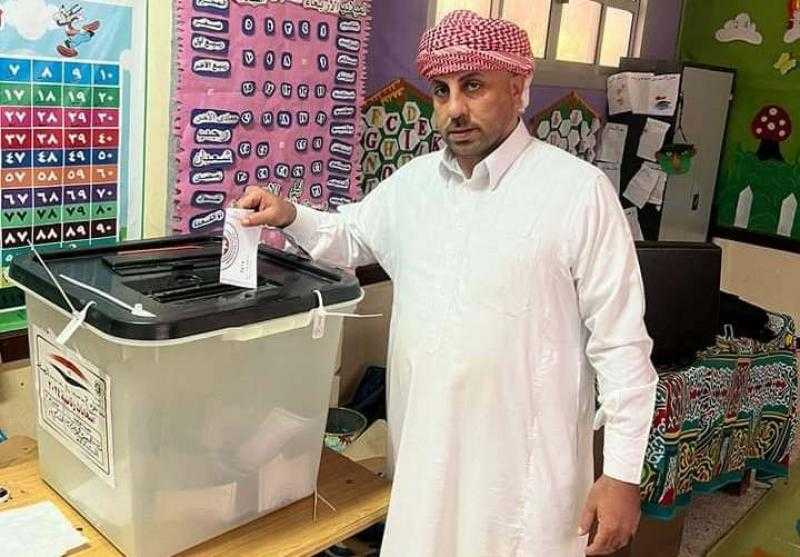 رئيس تجارية مطروح يدلي بصوته في الانتخابات الرئاسية