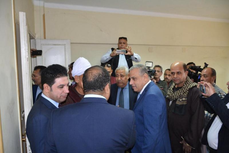 خط أحمر