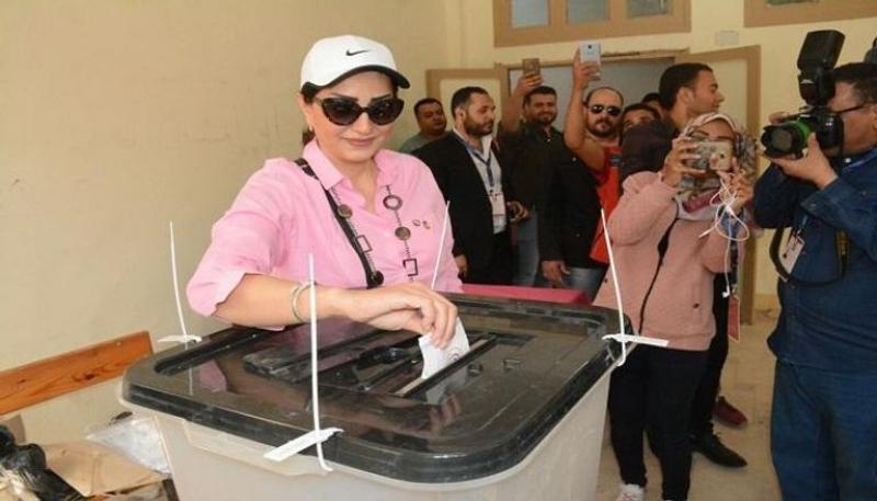 خط أحمر
