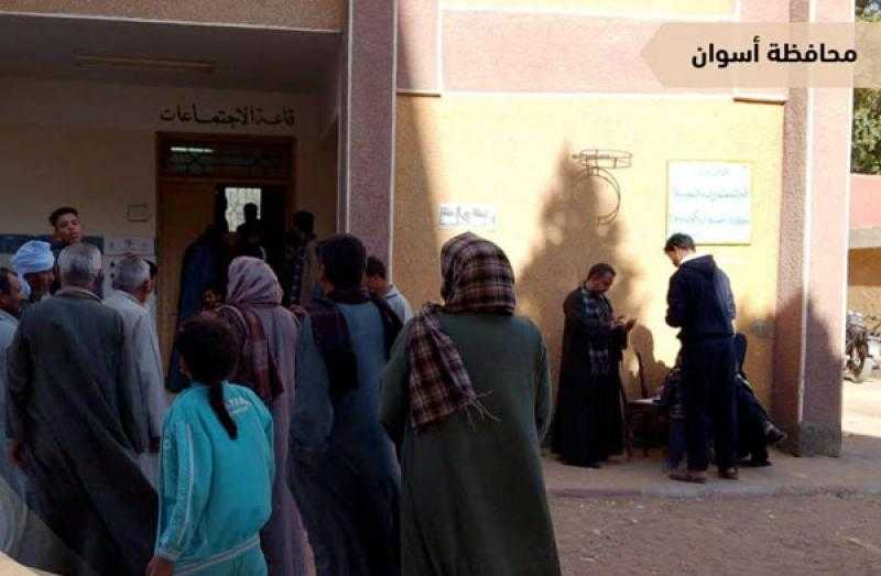 إقبال كبير من الناخبين في لجنة مركز شباب كوم أمبو في أسوان للتصويت في الانتخابات الرئاسية 2024