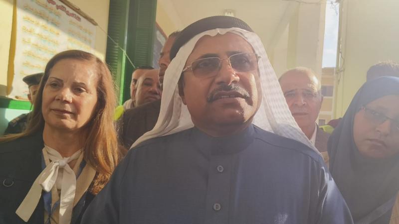 خط أحمر