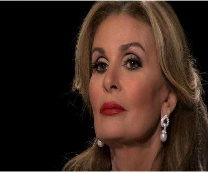 يسرا تنعى زوج وزيرة الثقافة السابقة إيناس عبد الدايم