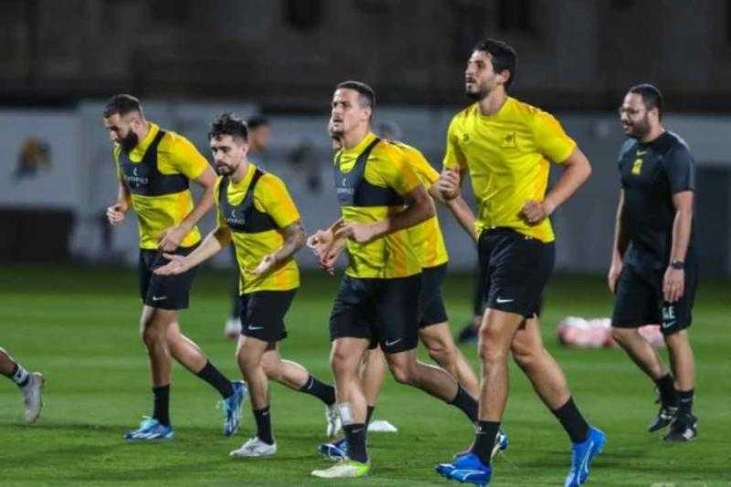 بنزيما وحجازي في التشكيل المتوقع للاتحاد أمام الأهلي