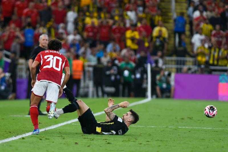 مهاجم اتحاد جدة: الأهلي فريق قوي جدا.. ولم أستوعب ما حدث