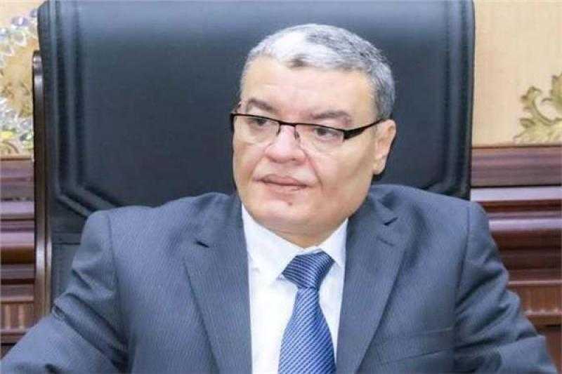 محافظ المنيا يترأس اجتماع اللجنة العليا للبت ويوافق على 89 طلب تقنين أراضٍ