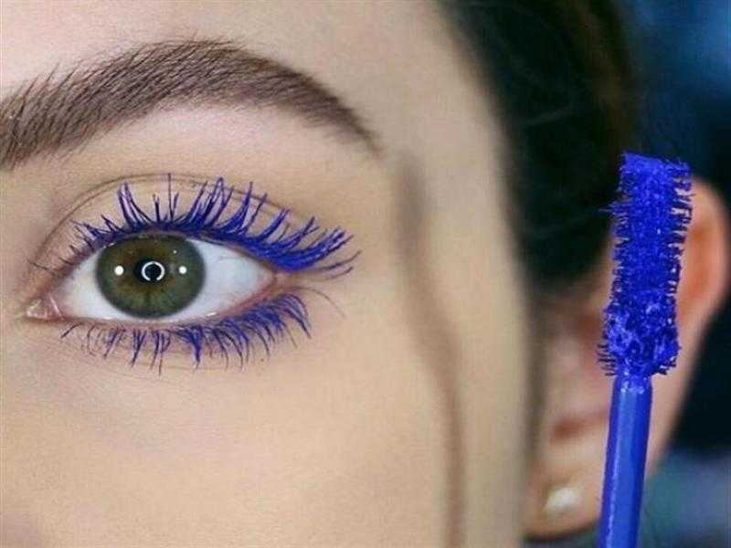الماسكارا الملونة لعيون ساحرة