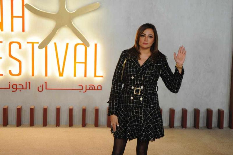خط أحمر