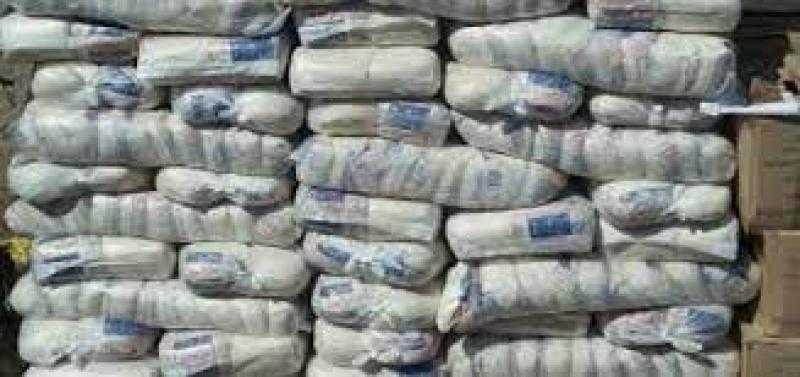 محافظ الشرقية: ضبط 1950 كجم من الدقيق المدعم بالإضافة إلى كمية من السكر خلال حملة رقابية على التجار