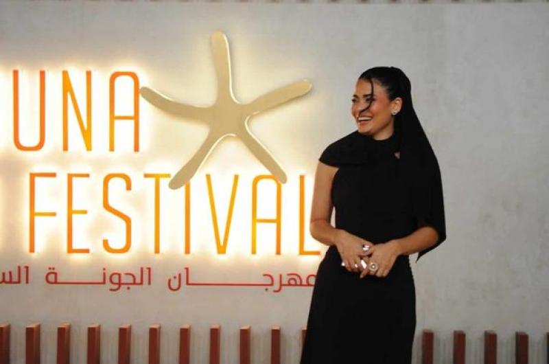 خط أحمر