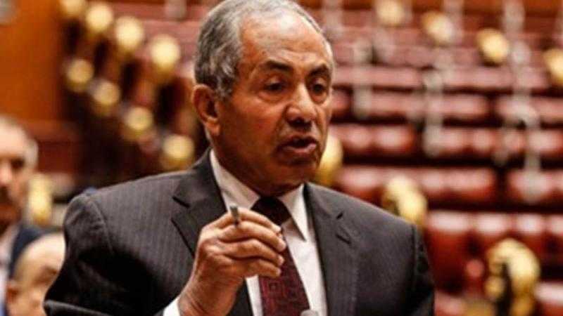 رئيس ”دفاع النواب”: حجم التأييد والإجماع والدعم الشعبي للسيسي يؤكد مجددا أننا أمام رئيس وأب لكل المصريين