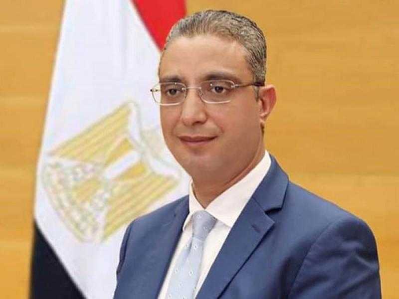محافظ الفيوم يهنئ الرئيس السيسي بإعادة انتخابة لفترة رئاسية جديدة