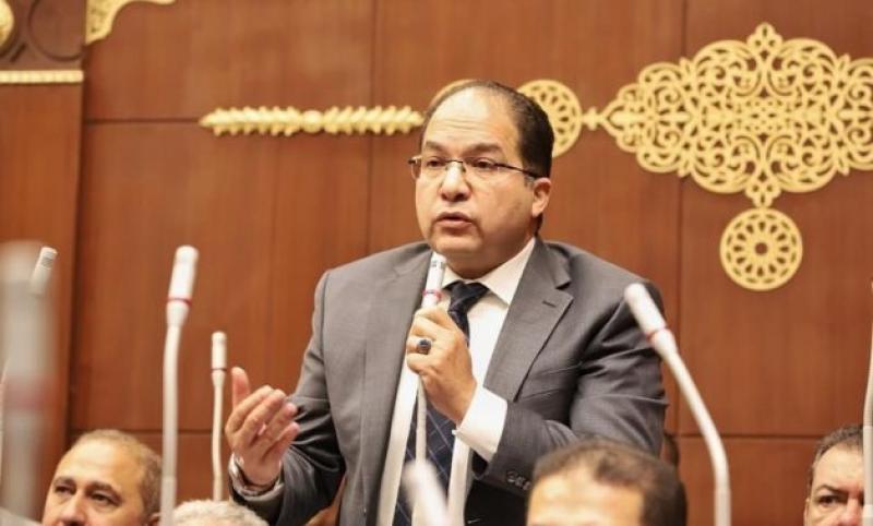 خط أحمر