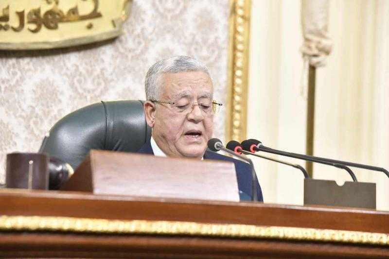 حتى لا ندخل في نفق مظلم.. رئيس النواب يطالب بإعادة هيكلة الجانب القانوني في الحكومة
