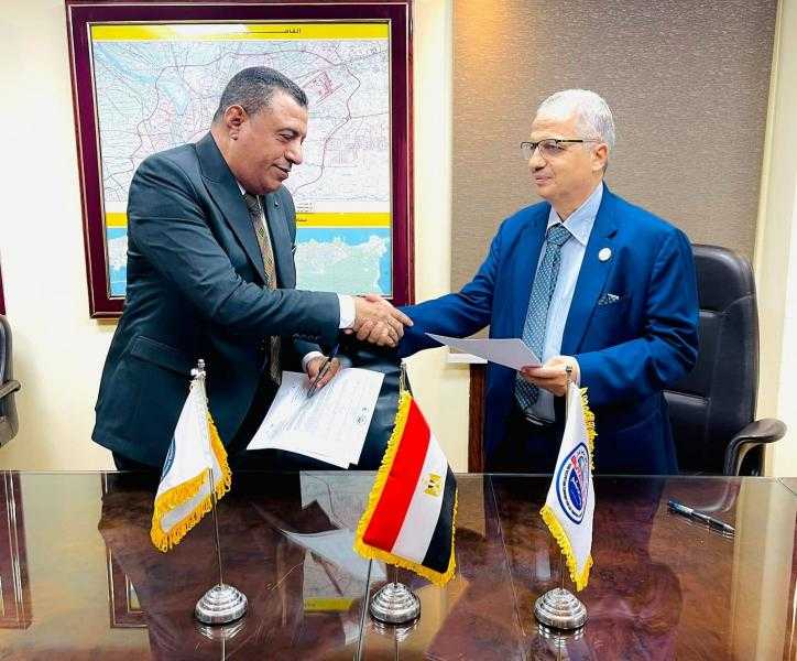 بوتاجاسكو توقع بروتوكول تعاون مع النيل للبترول لتسويق الزيوت واستغلال الأصول