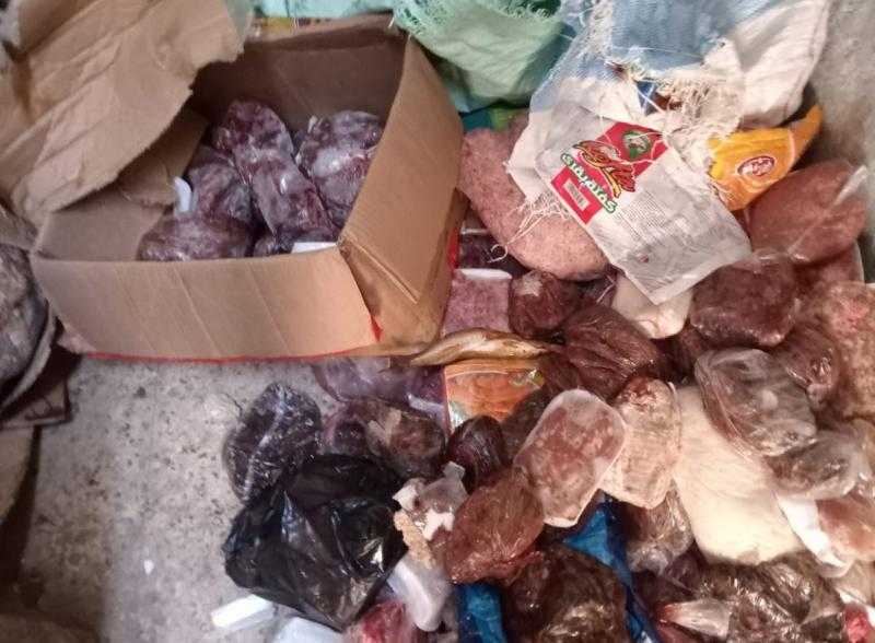 ضبط لحوم ودواجن مجهولة المصدر في حملات مكبرة بالغربية