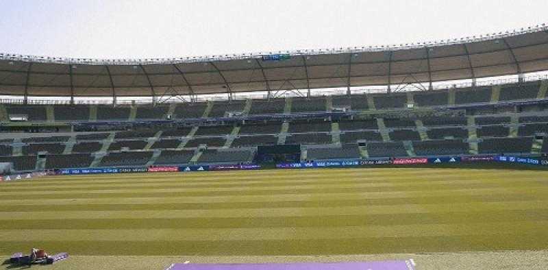 بيبو يعاين ملعب مباراة أوروا